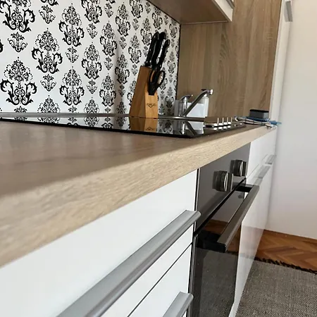 Viola Kampor Lägenhet Rab Town