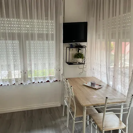 Viola Kampor Lägenhet *