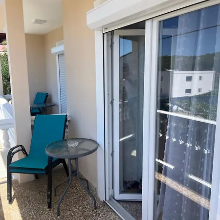 아파트 Viola Kampor *