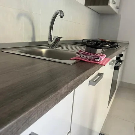 Viola Kampor 아파트 라브