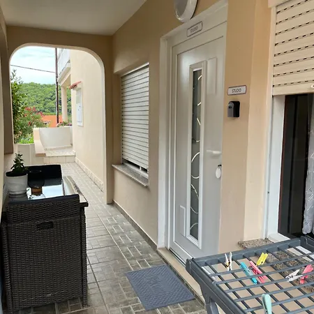 아파트 Viola Kampor 라브