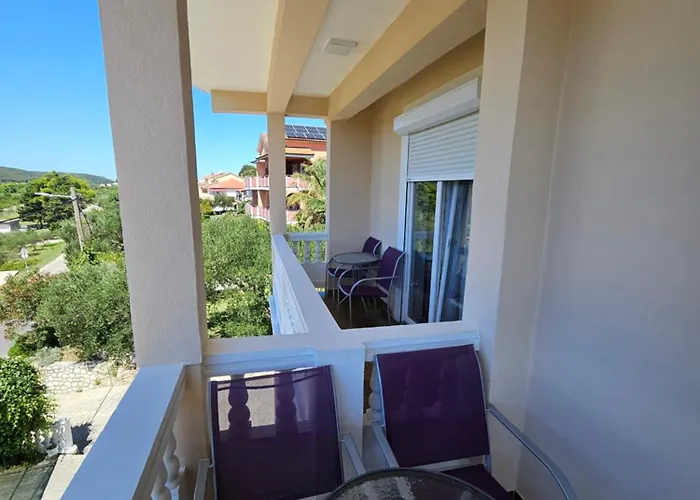 Viola Kampor 公寓 拉布