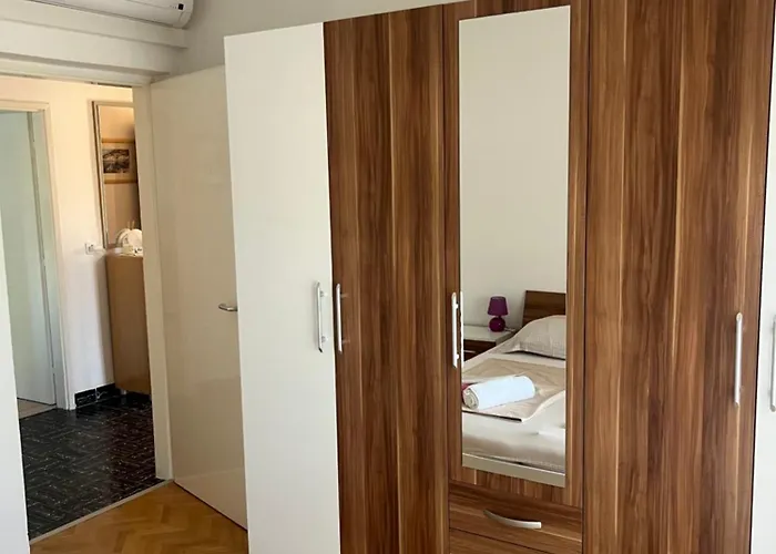 Viola Kampor * 拉布