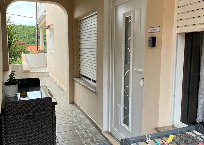 公寓 Viola Kampor 拉布